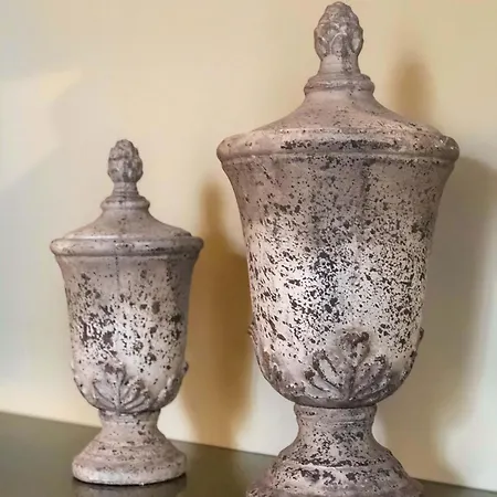 - Felice アパート